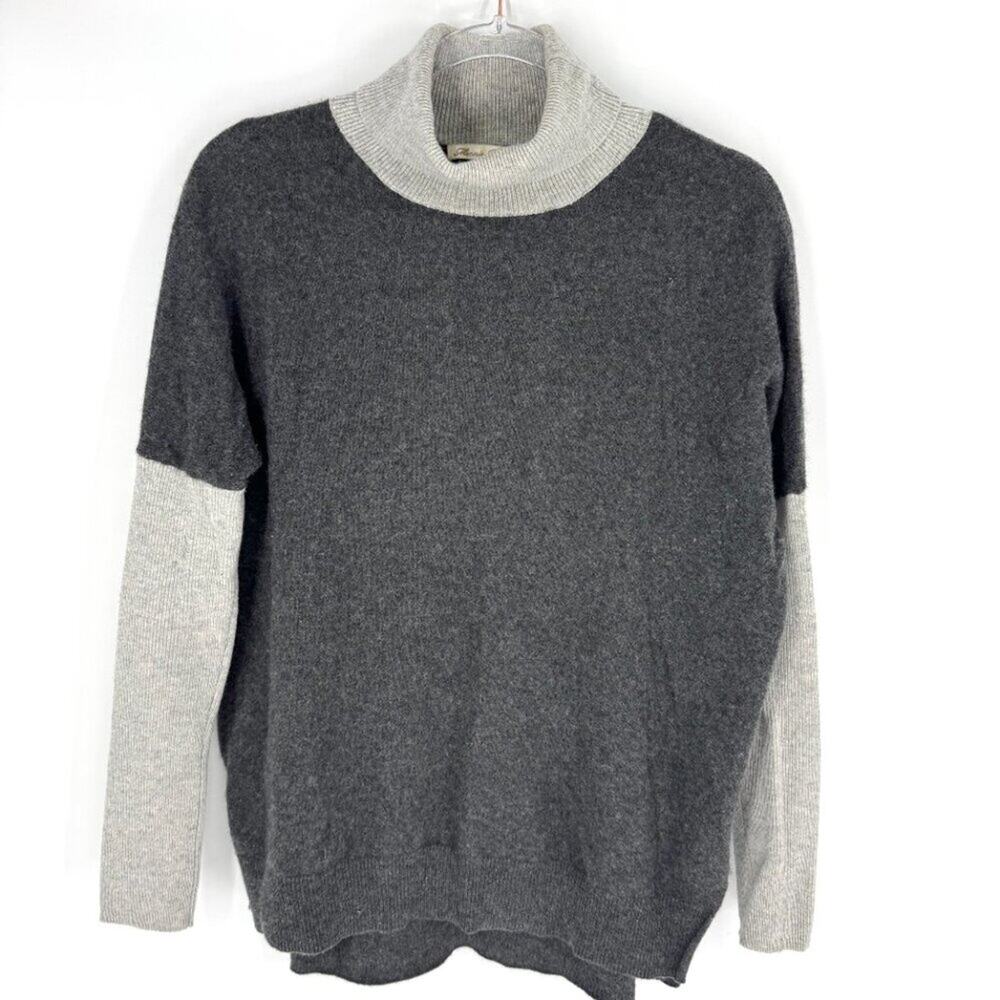 Minnie Rose Color Block Turtleneck Cashmere Sweater Dark‎ Light Gray Combo XS/S